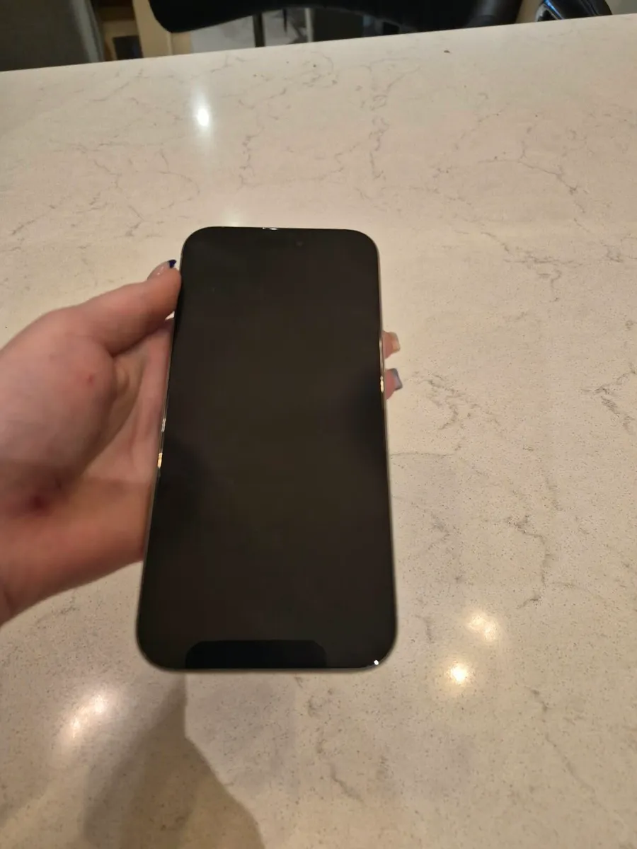 Iphone 16 pro max white titanium 256gb - Image 2