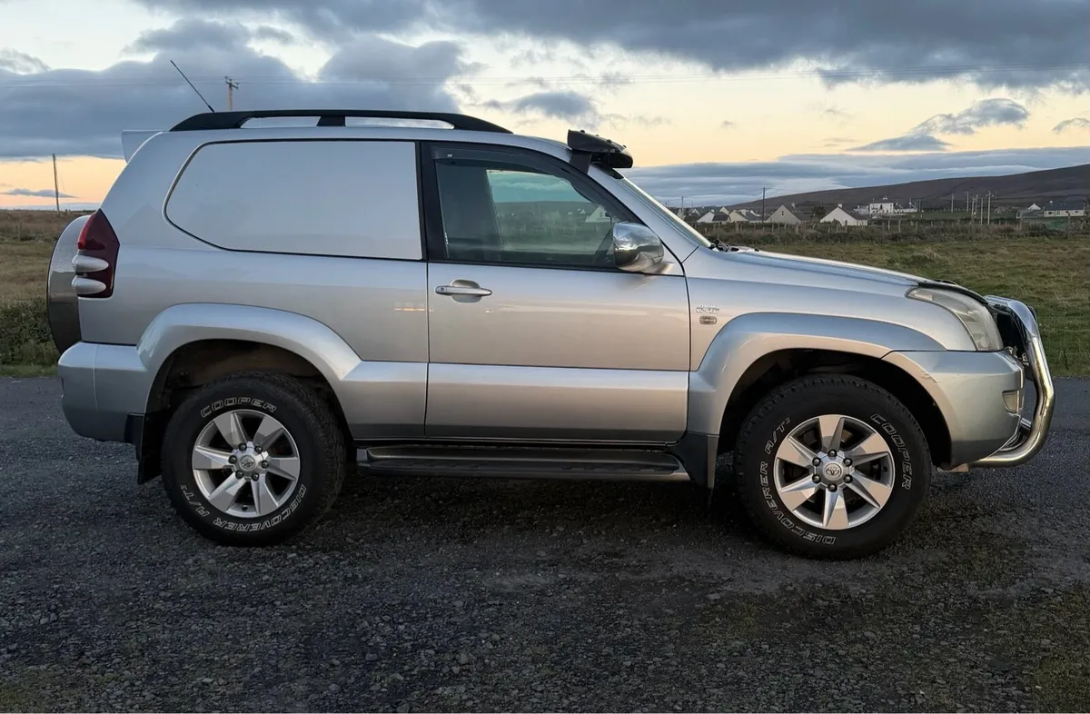 Toyota Landcruiser SWB - Image 2