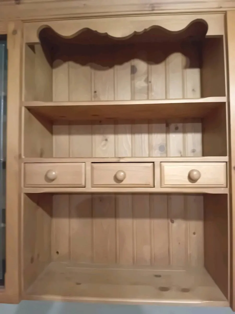 Cabinet - Image 2