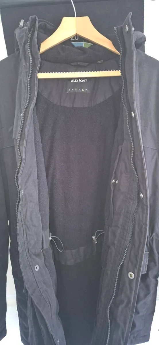 Lyle and scott xl parka - Image 2