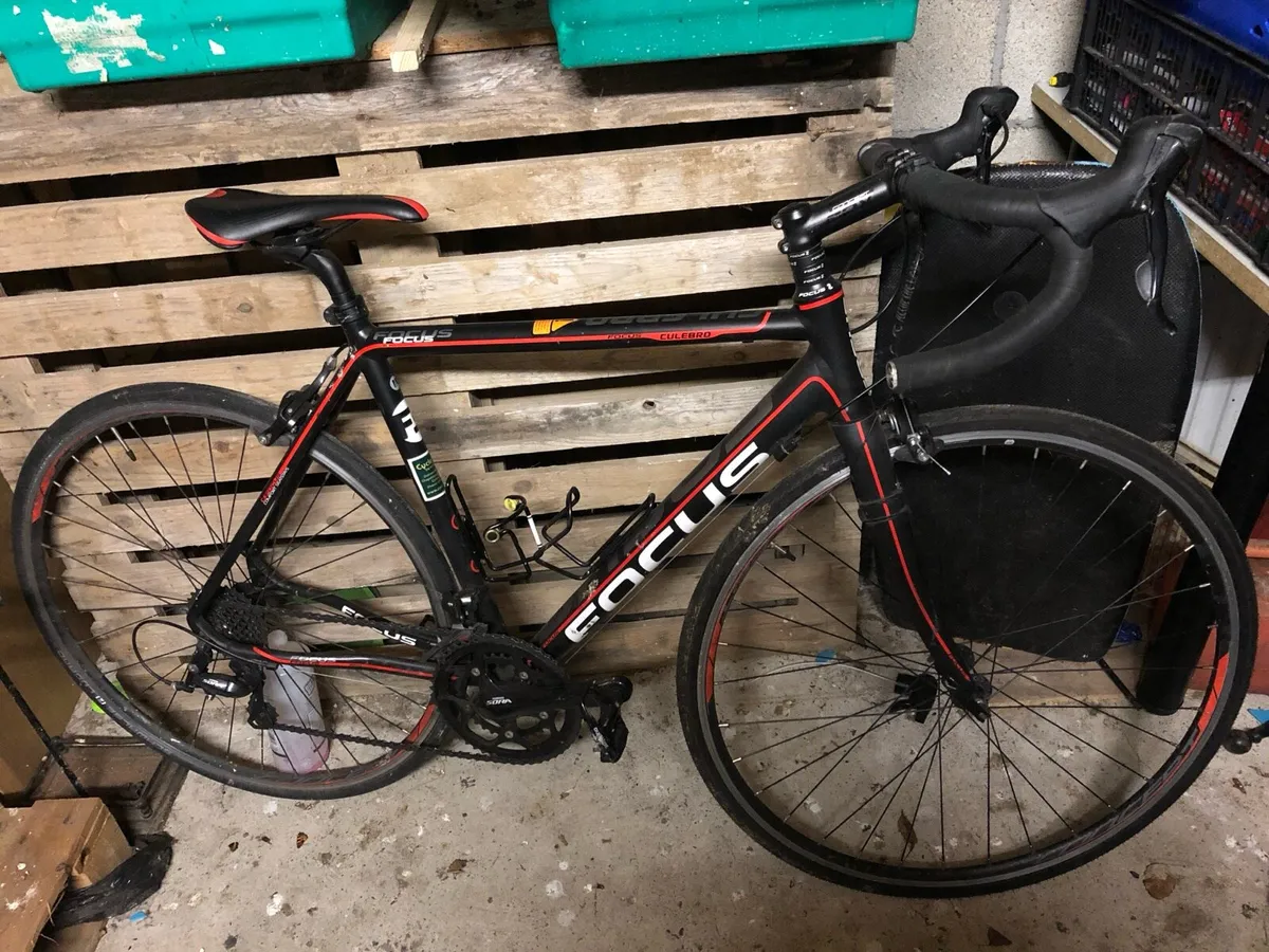 Road bike - Image 1