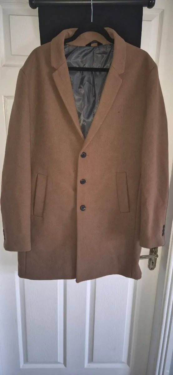 Mens xxl overcoat brown jacket and jones - Image 1