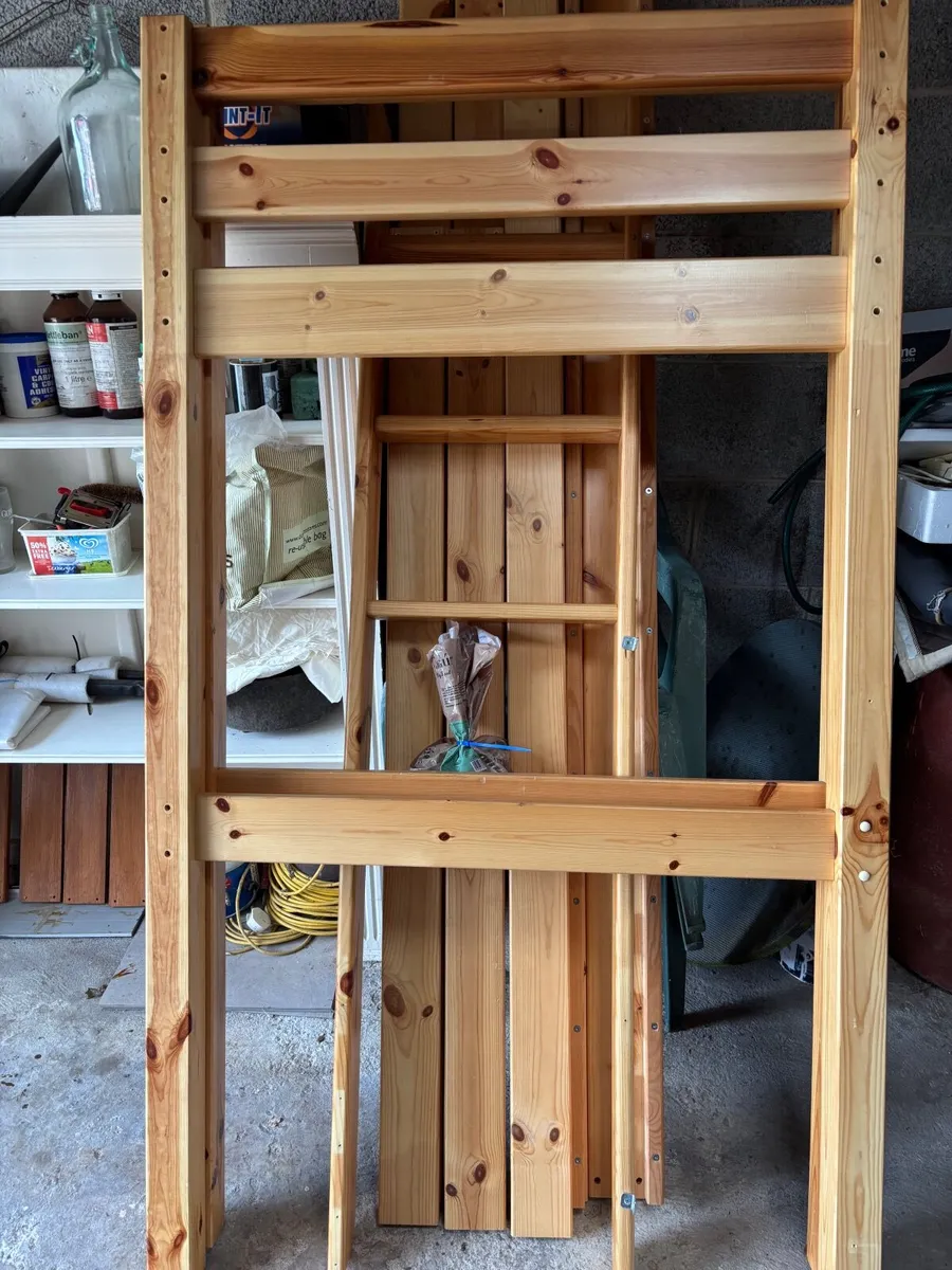 Loft bed - Image 2