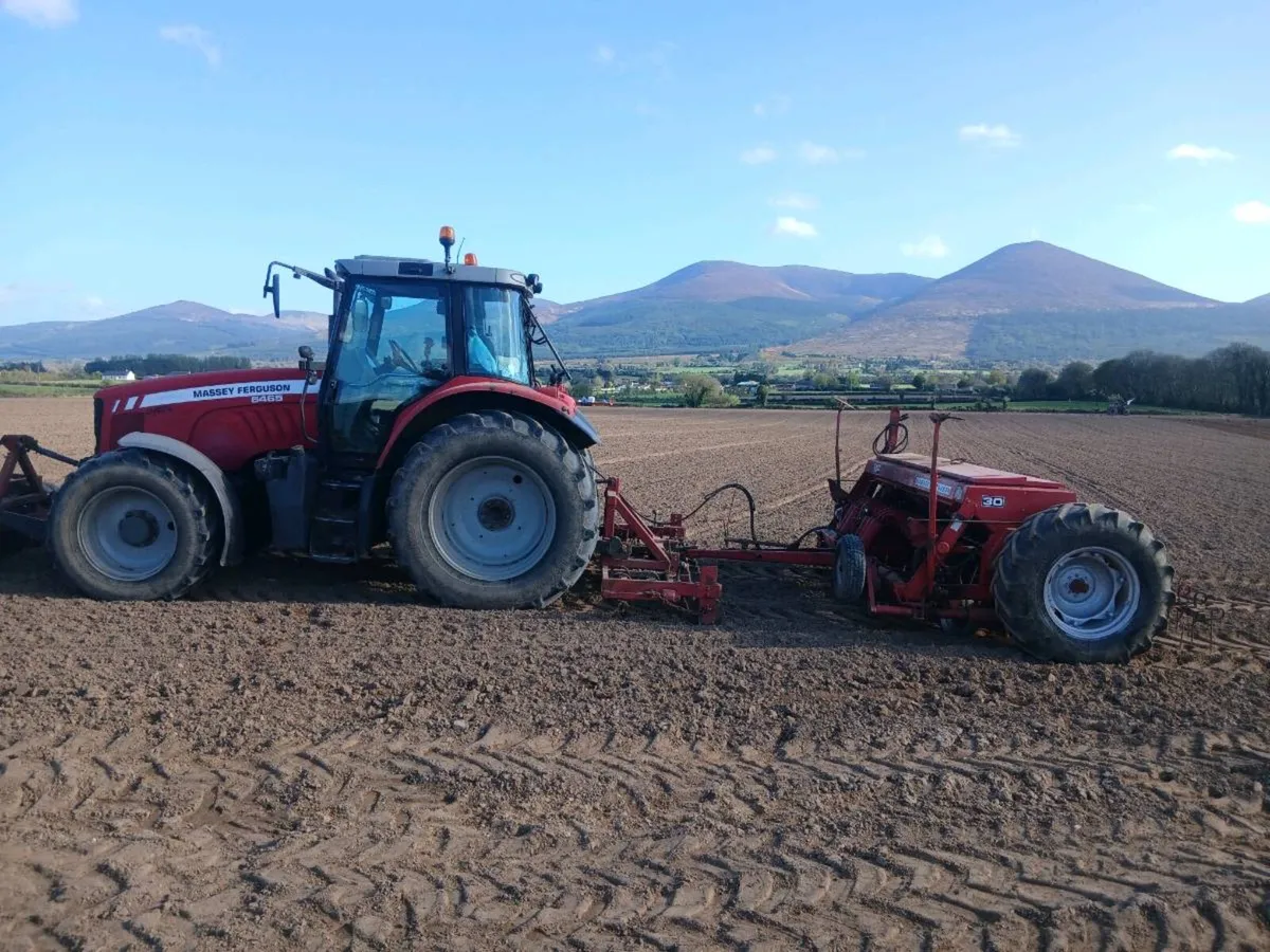 Massey ferguson 30 drill - Image 3