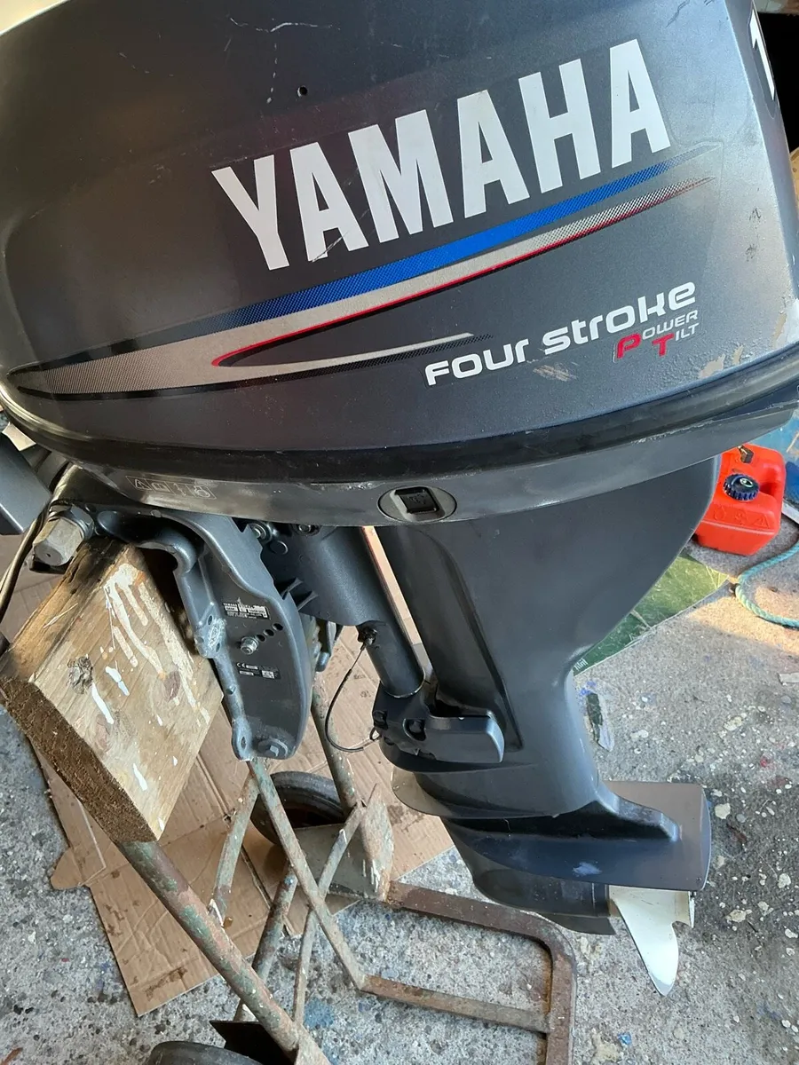 15 hp 4 stroke Yamaha - Image 1