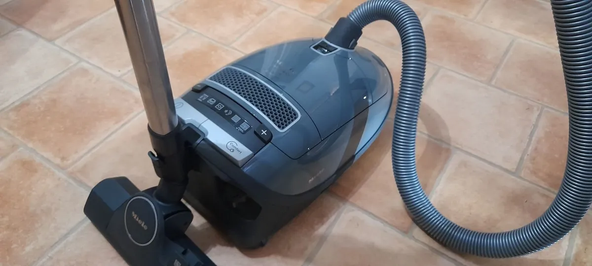 Miele vacuum/Hoover cleaner - Image 2