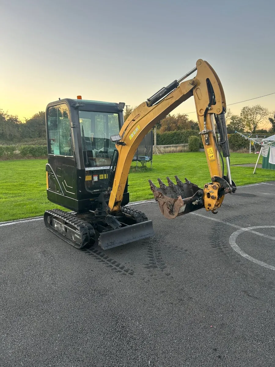 Mini Digger - Image 3