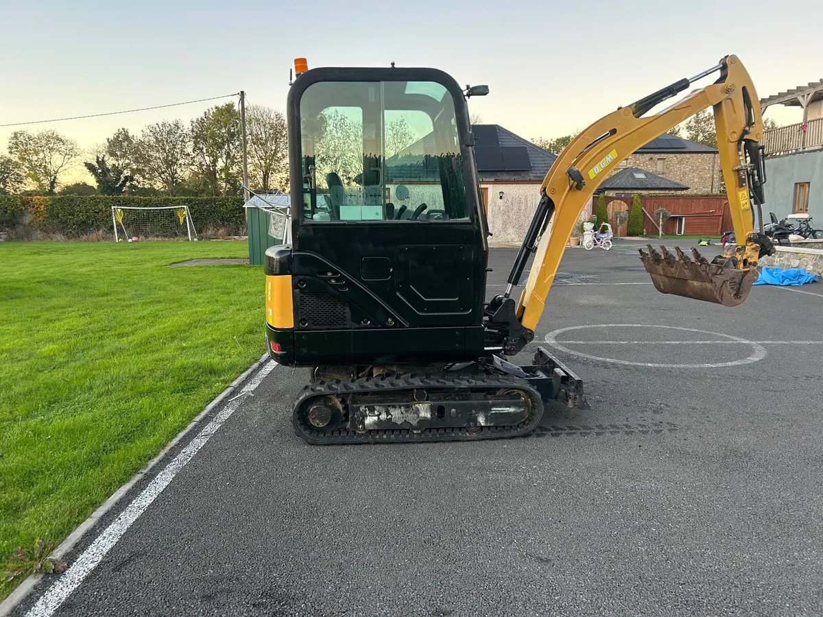 Mini Digger - Image 1