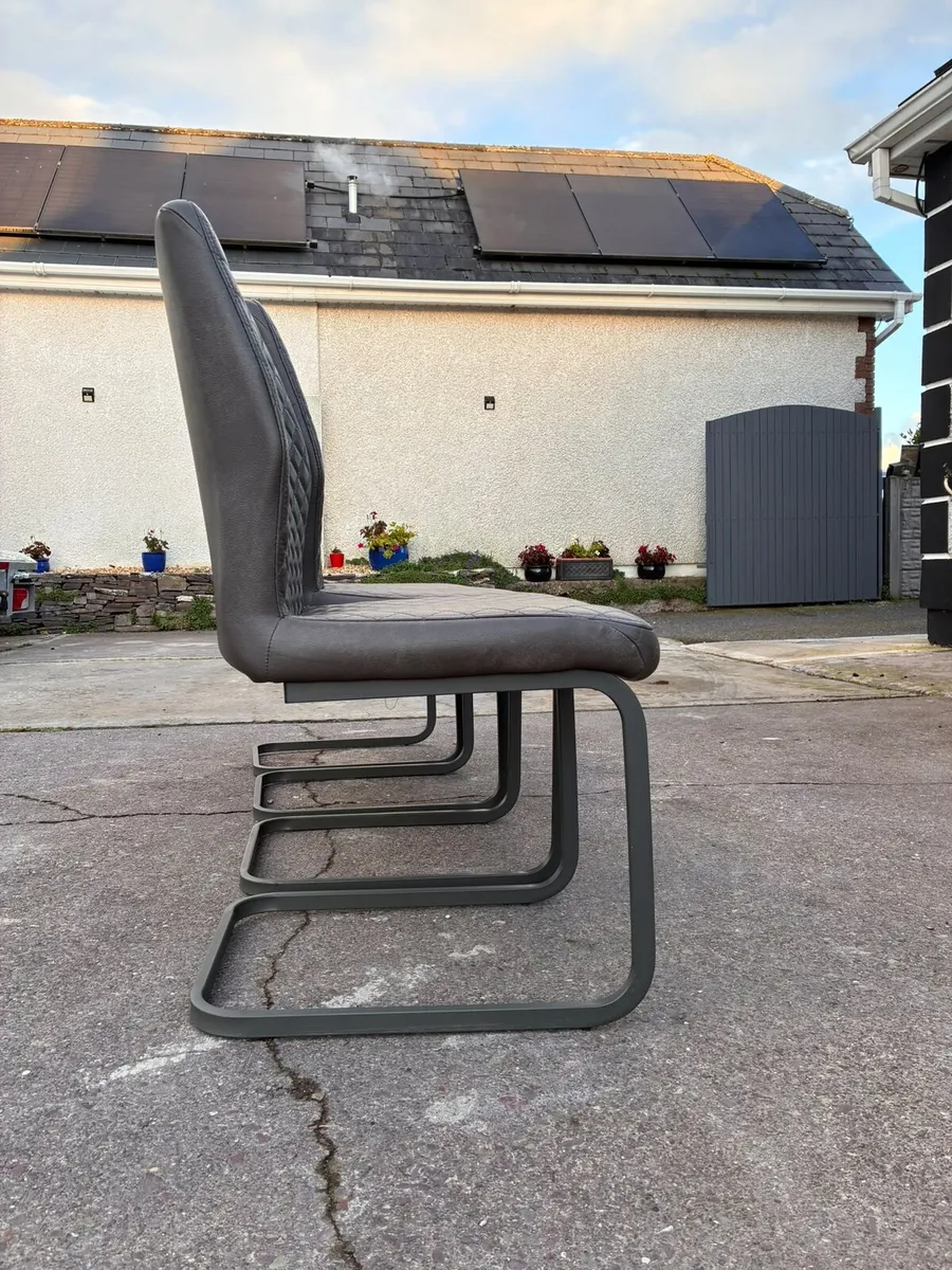 Kitchen chairs - Image 2