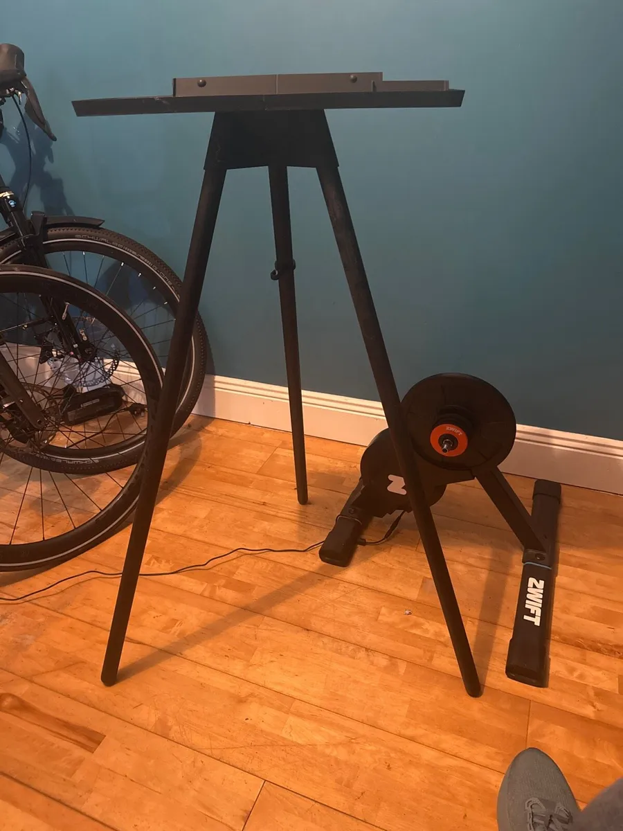 Zwift Hub One Turbo Trainer - Image 2