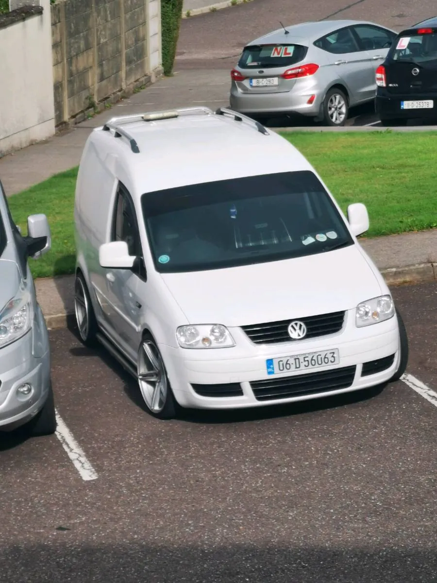 vw caddy - Image 1