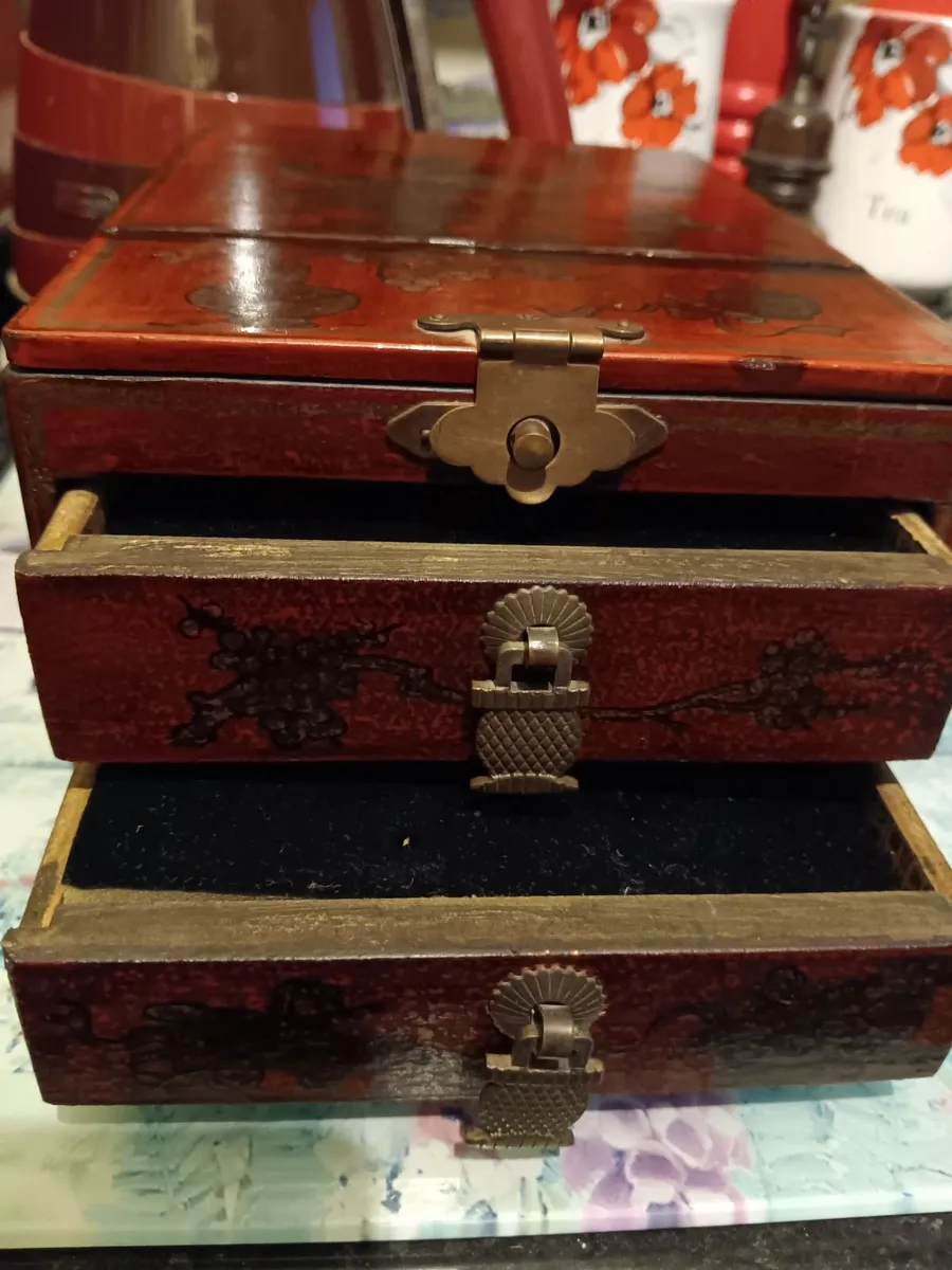 Vintage chinese lacquered jewellery box - Image 3
