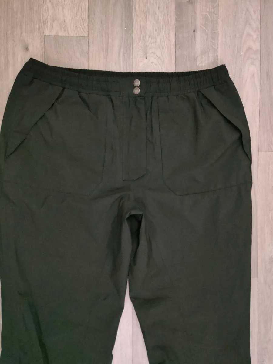 Galvin Green GoreTex Waterproof Golf Trousers XL - Image 3