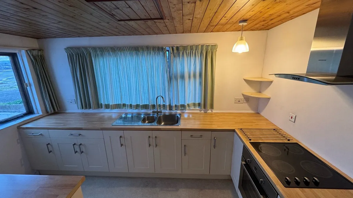 Kitchen - Image 1