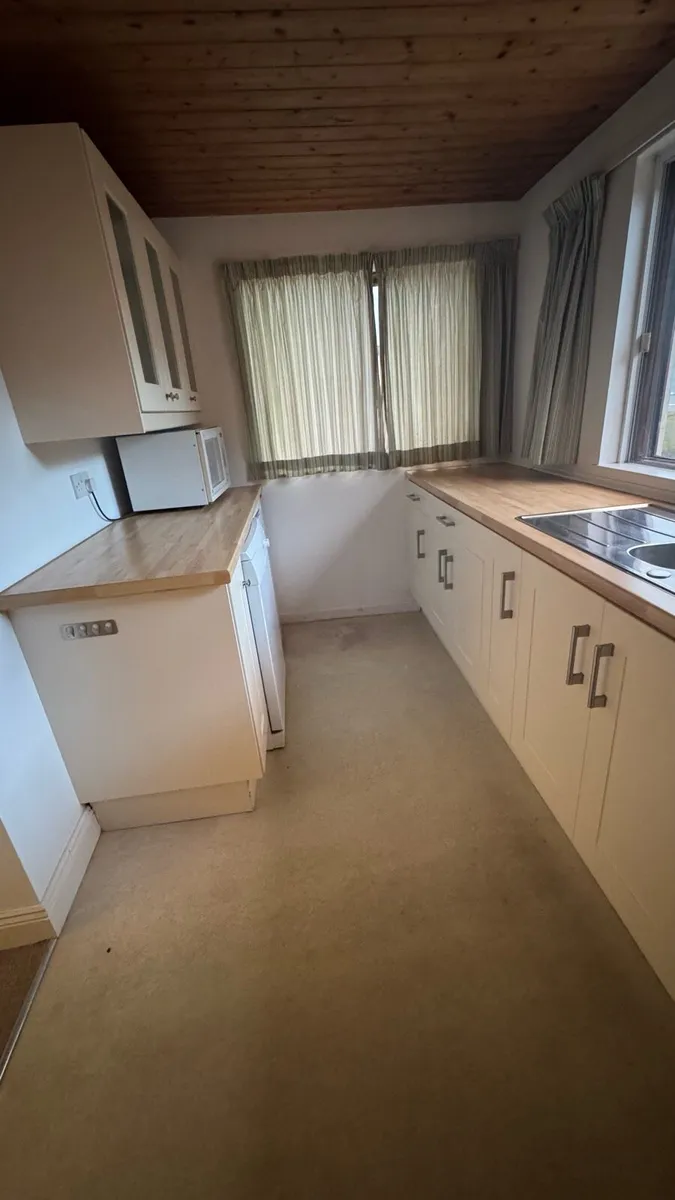 Kitchen - Image 2