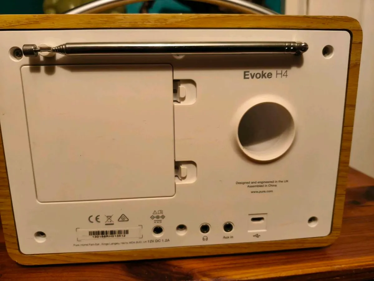 Radio - Image 3
