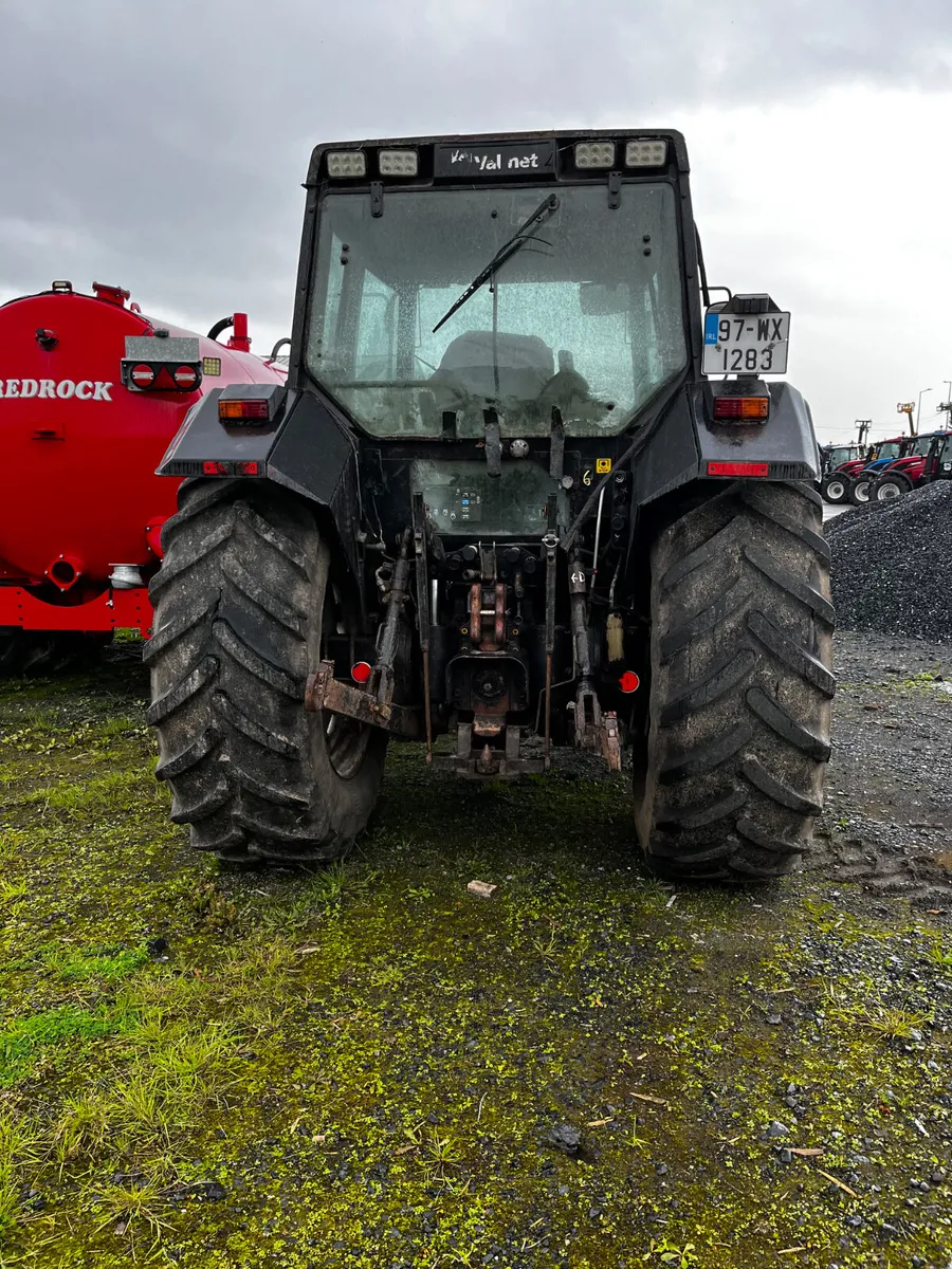 Valtra 6800 - Image 3