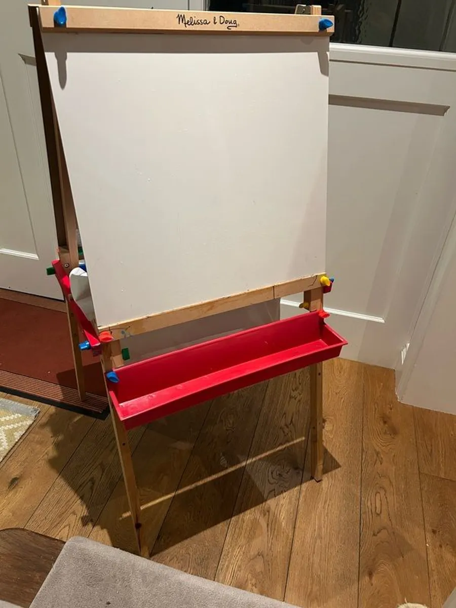 Easel for kids - Image 1