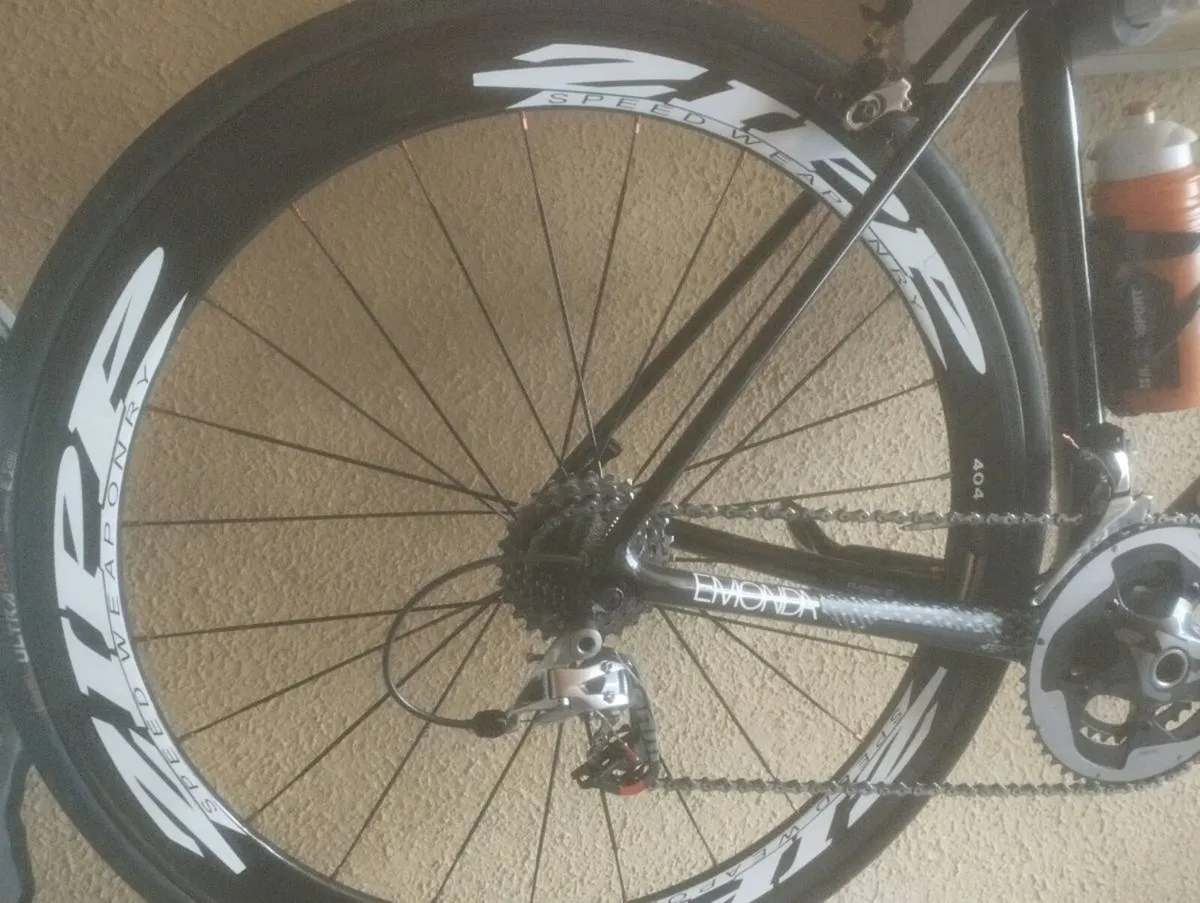 Trek Emonda sl8 size 56 carbon - Image 2