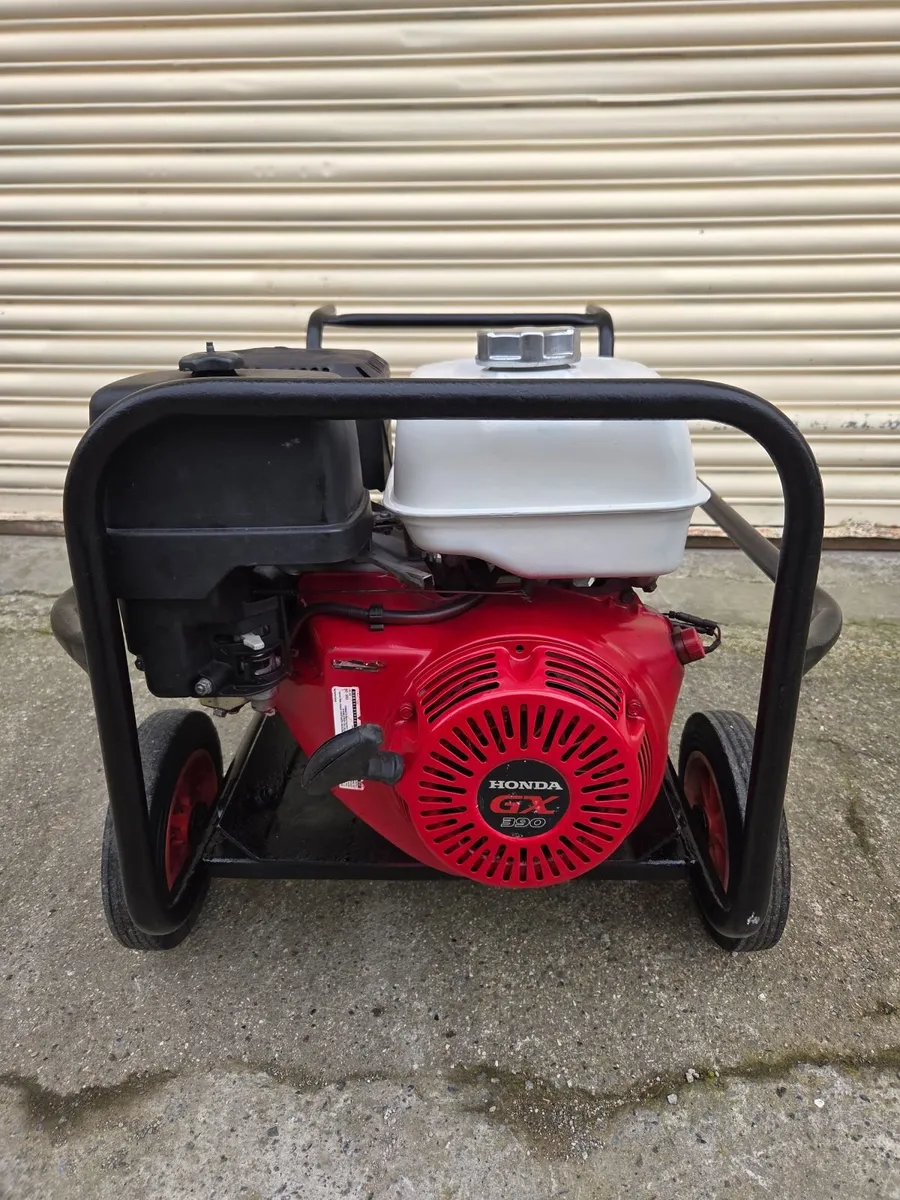 Honda GX390 13HP Professional Petrol Power Washer - Image 1