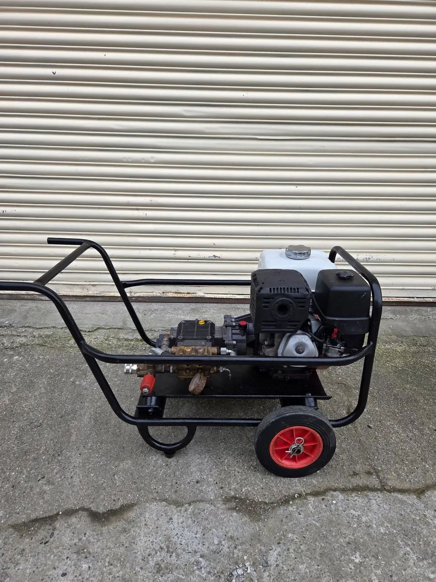 Honda GX390 13HP Professional Petrol Power Washer - Image 2