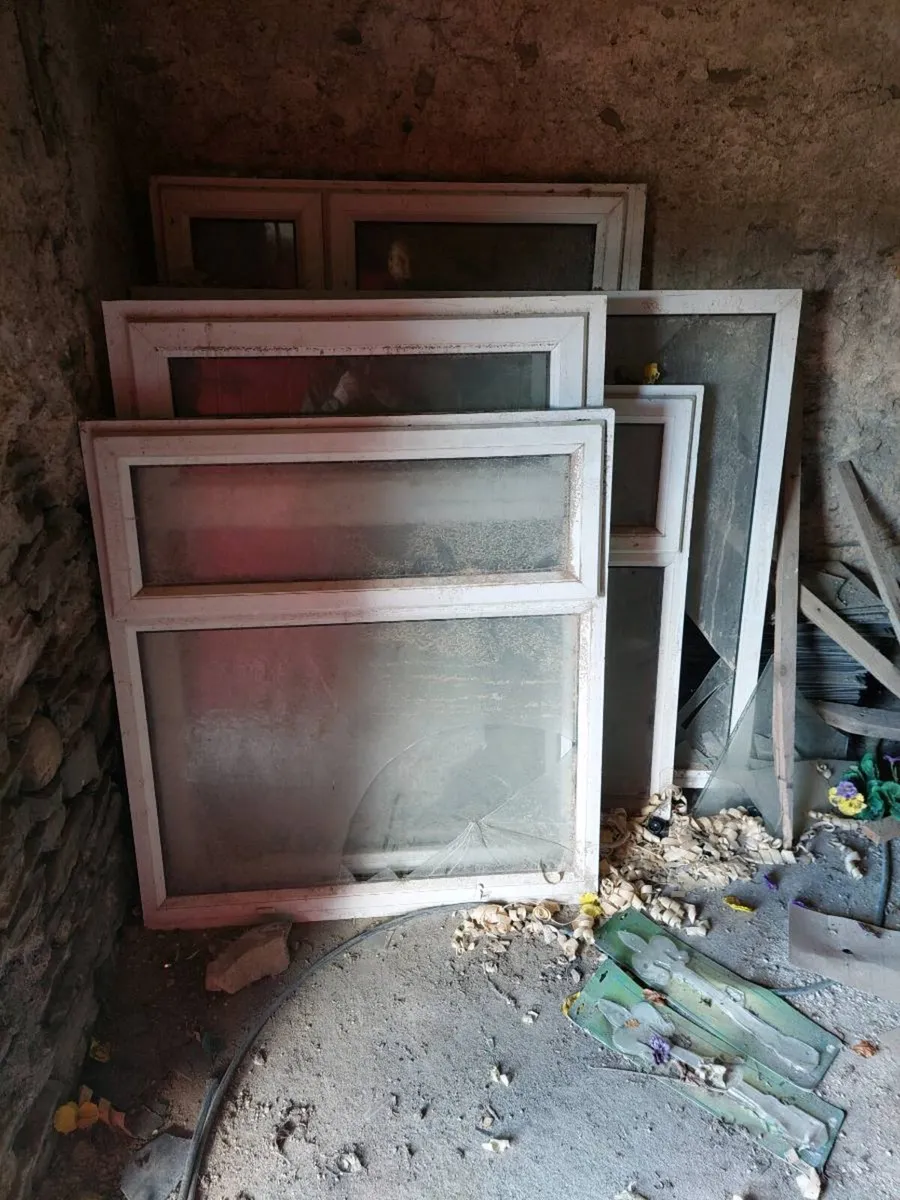 5 Windows PVC