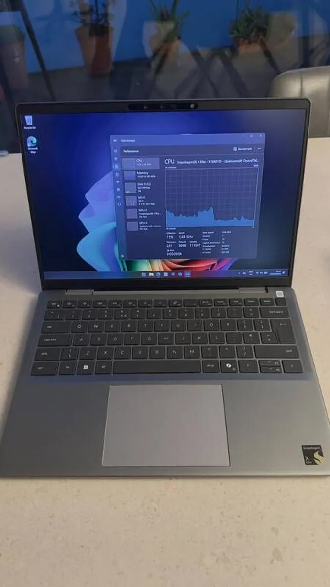 Dell Latitude 7455 Laptop - Snapdragon X Elite - Image 4