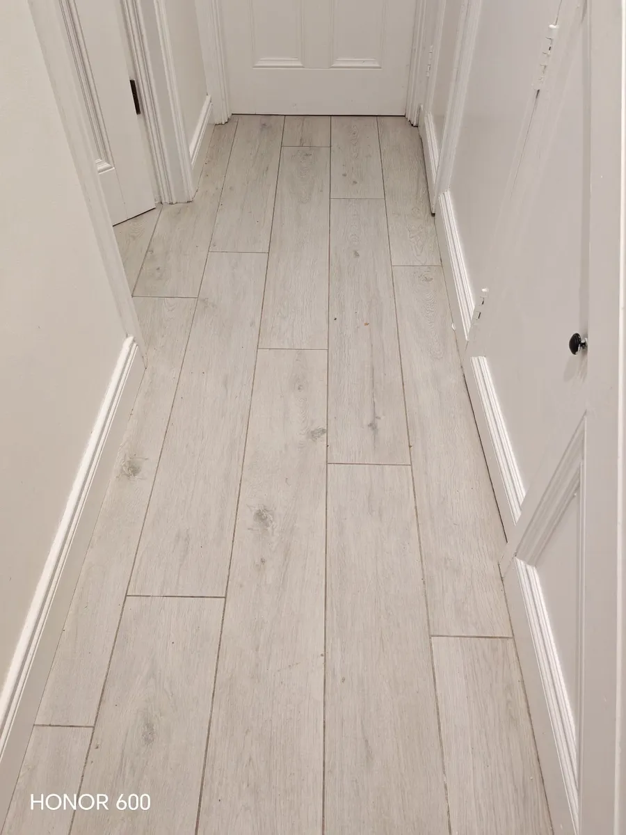 Floor tiles - Image 1