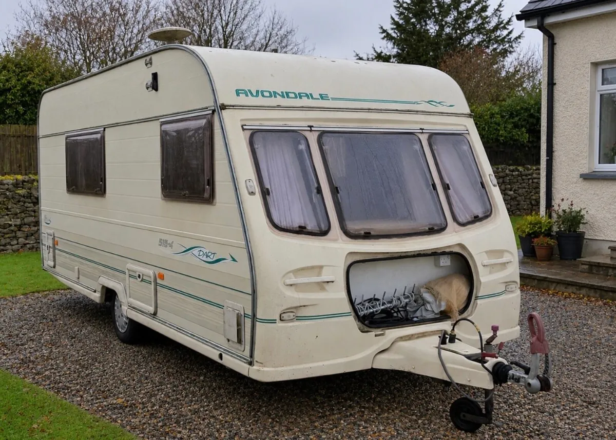 AVONDALE 4 berth caravan - Image 1