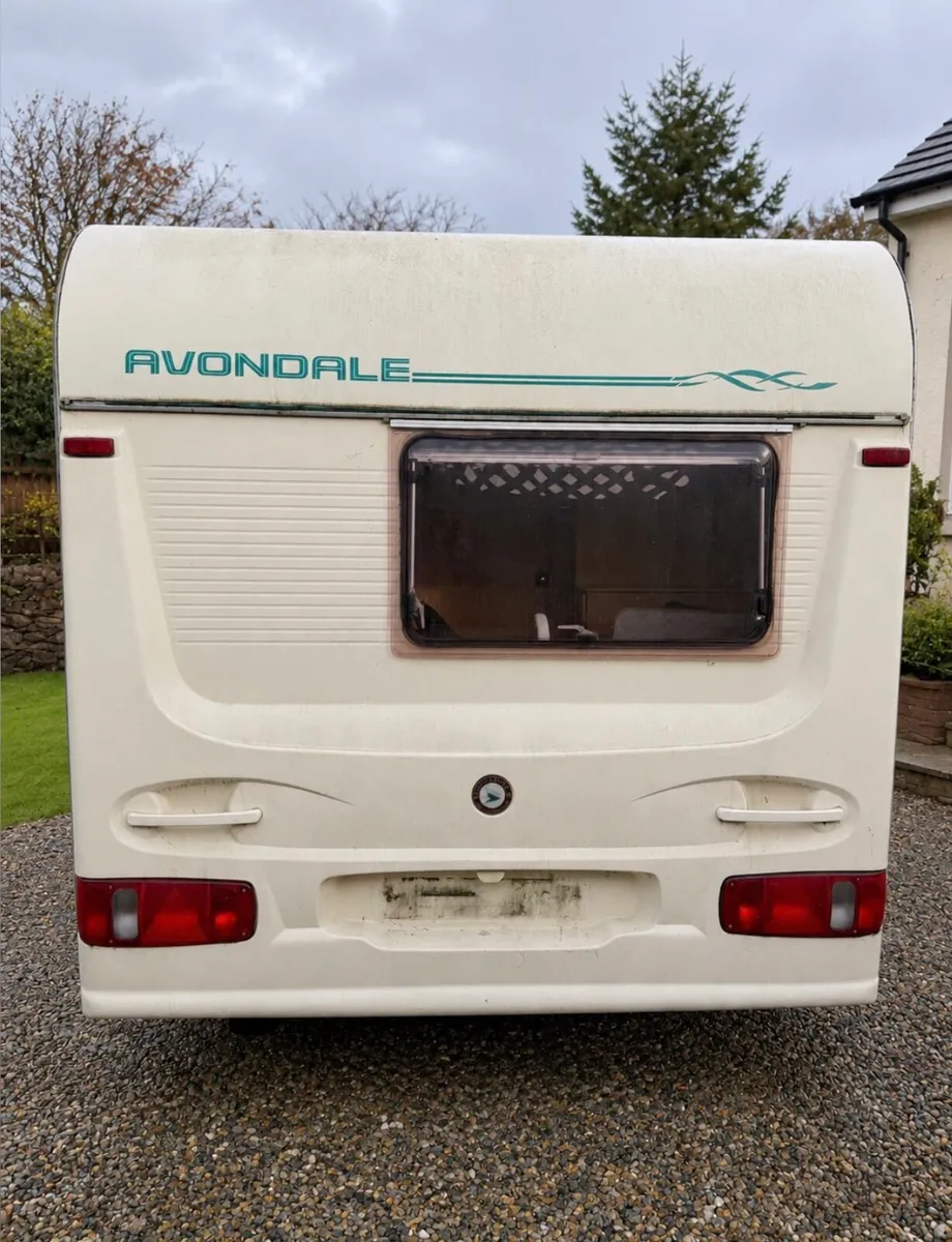 AVONDALE 4 berth caravan - Image 3