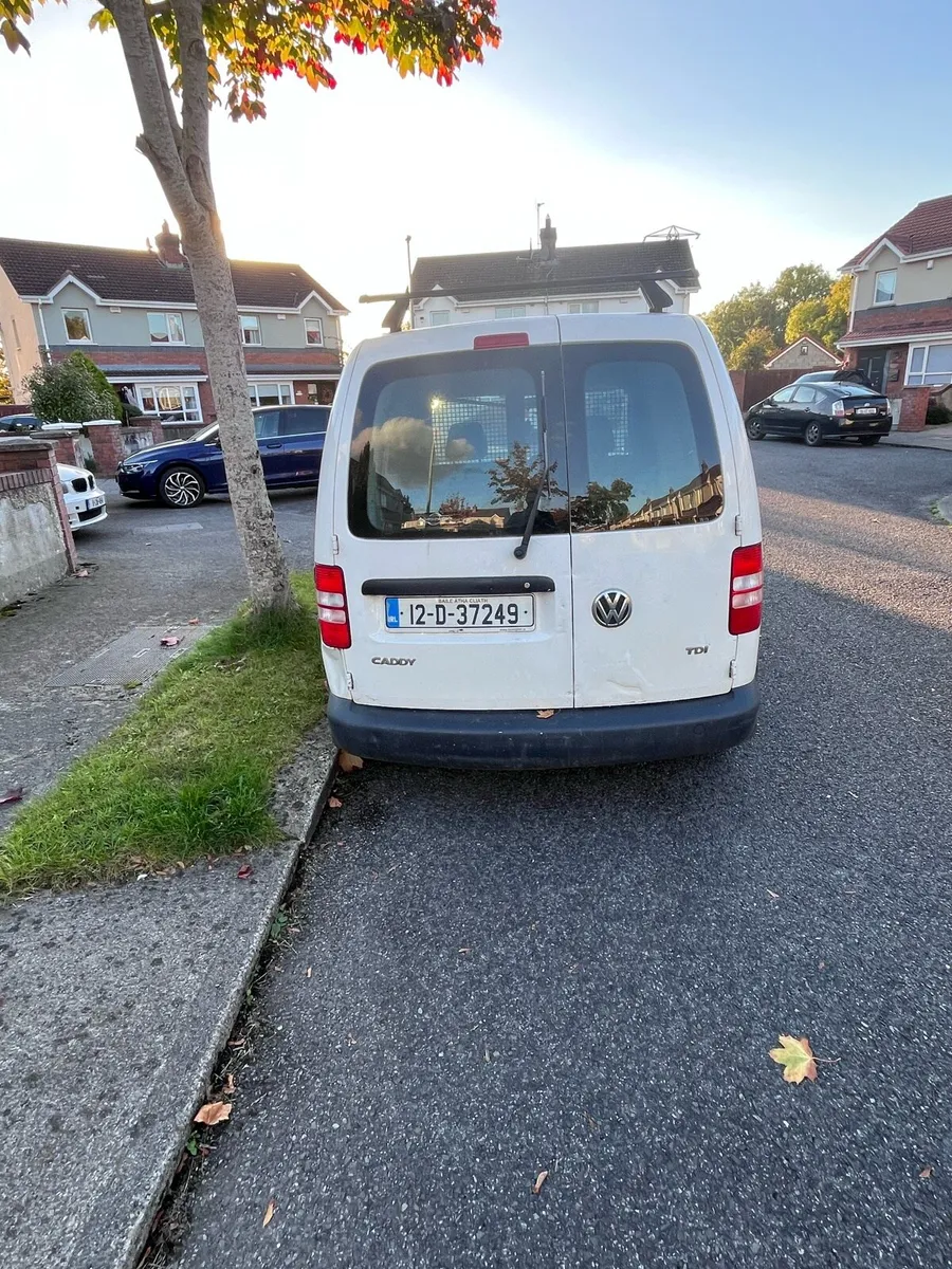 Van - Image 2