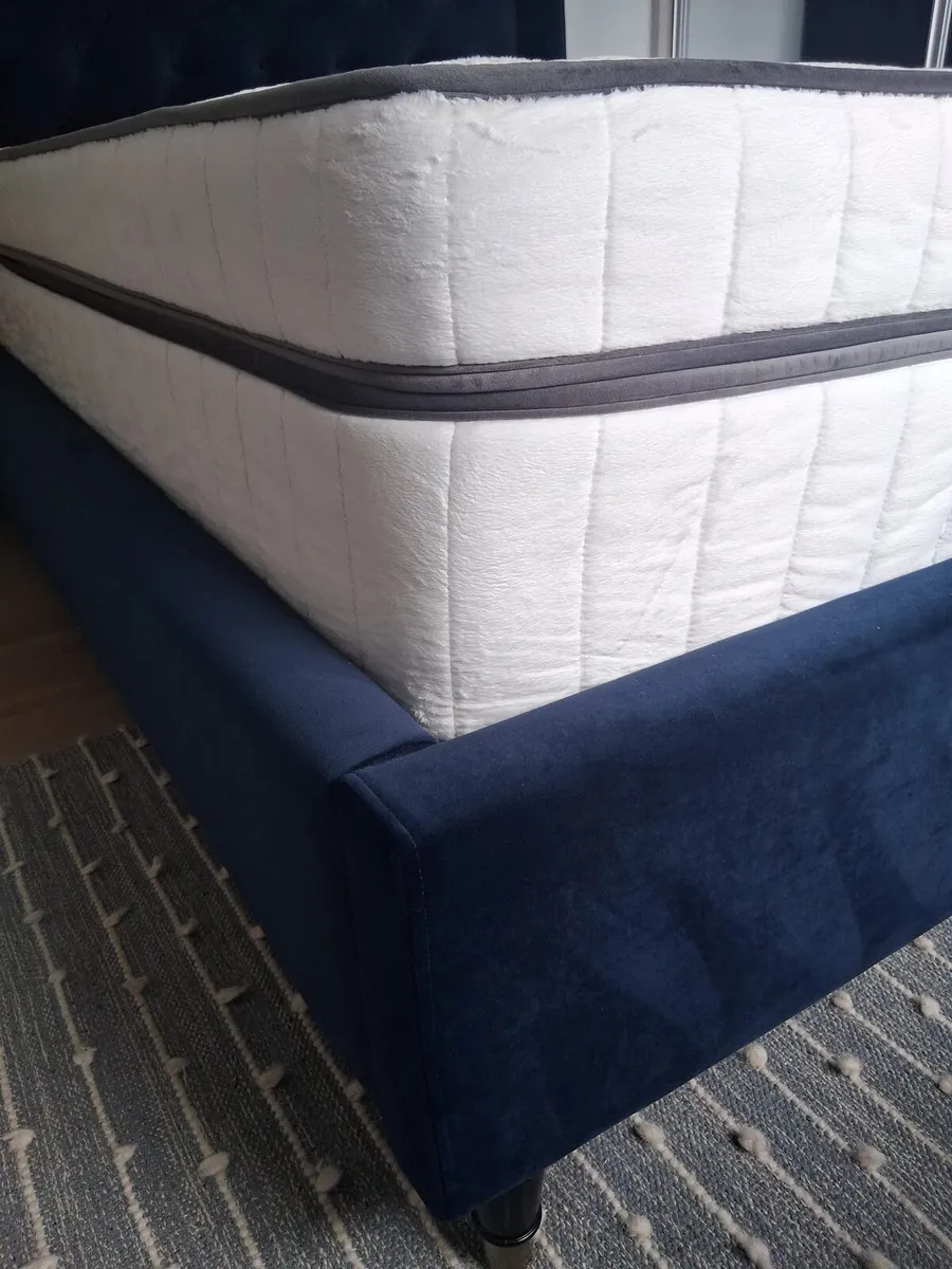 Bed frame - Image 4
