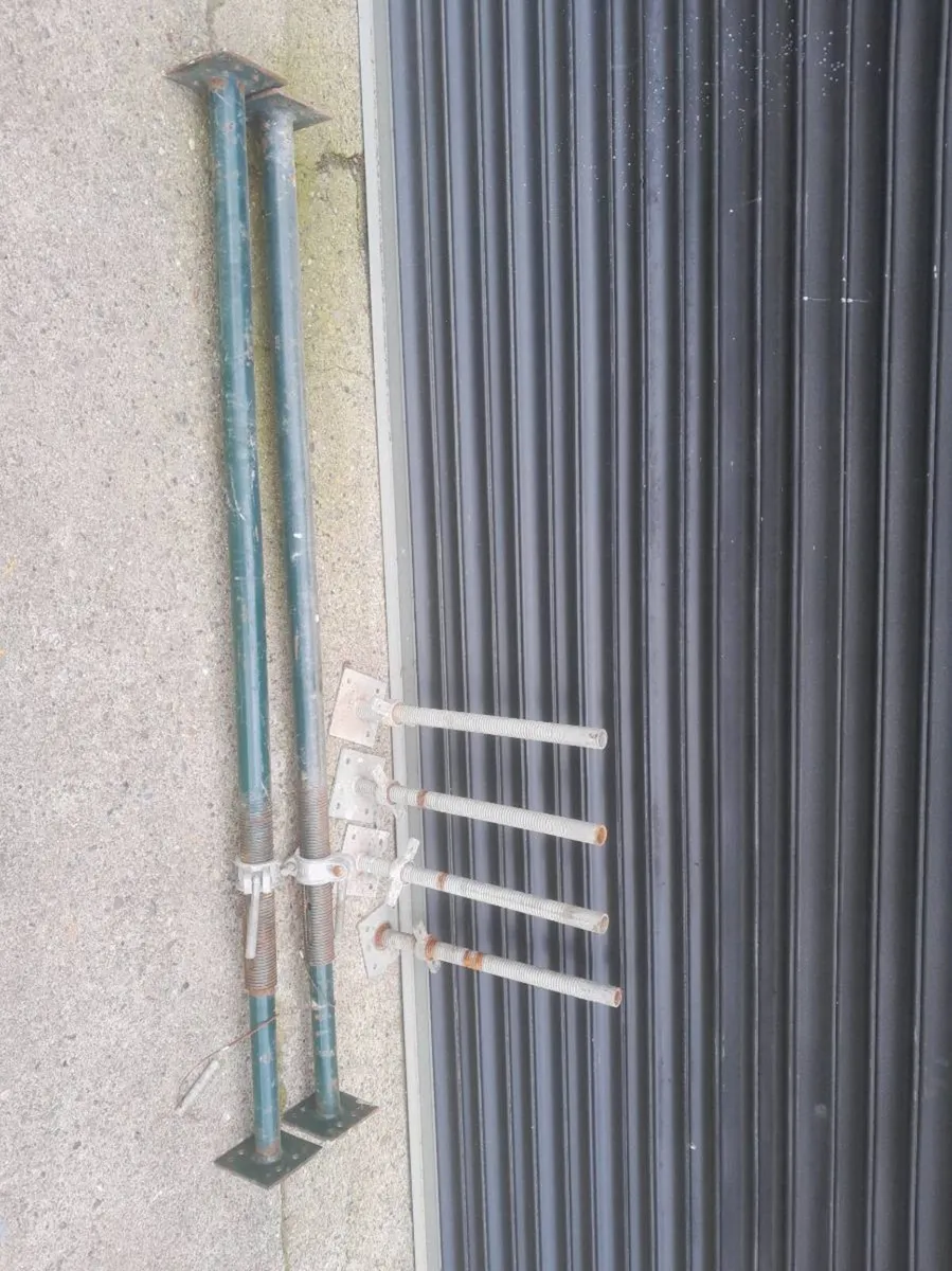 Acrojacks