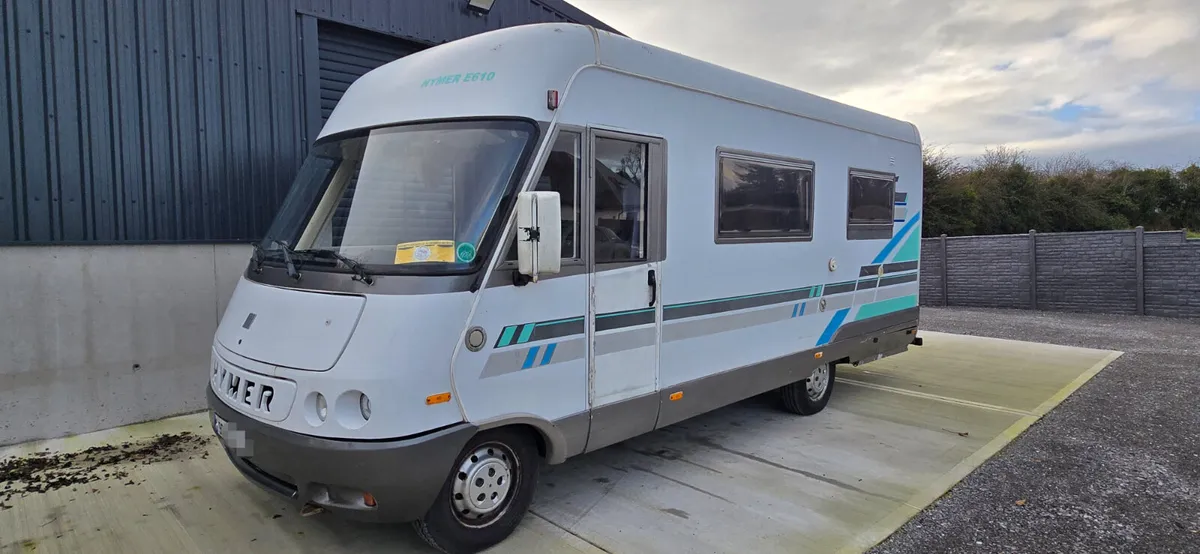 96 HYMER MOTORHOME - Image 1