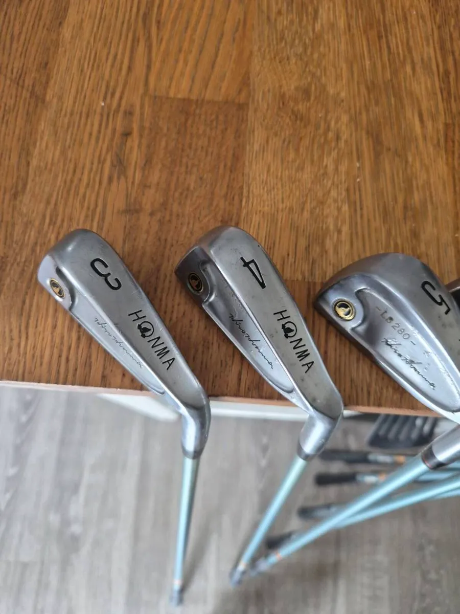 Rare set of honma irons - Image 2
