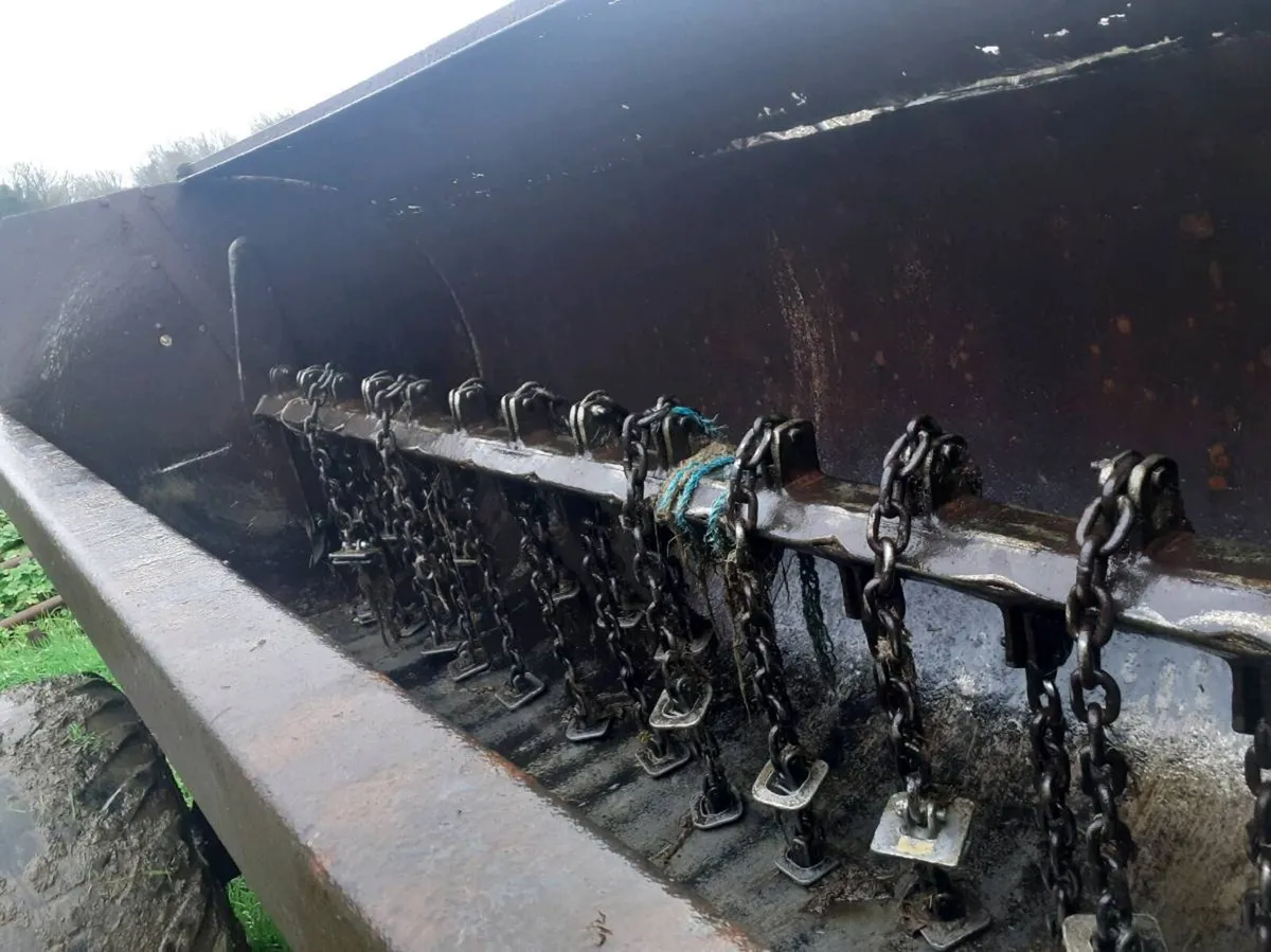 Dung spreader - Image 2