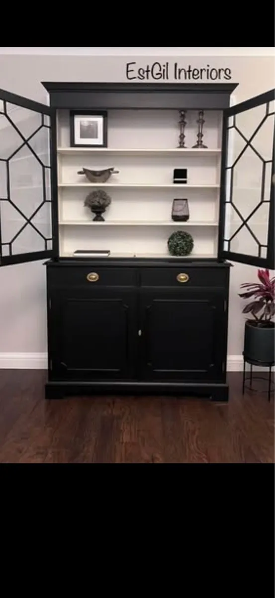 Black Elegant Living Room Cabinet Unit - Image 4