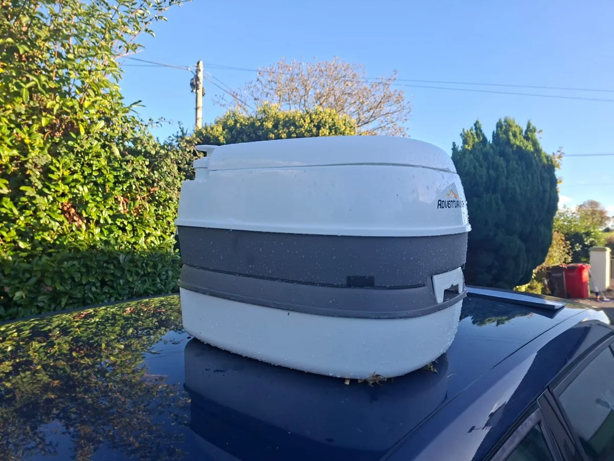 Portable camping toilet - Image 1