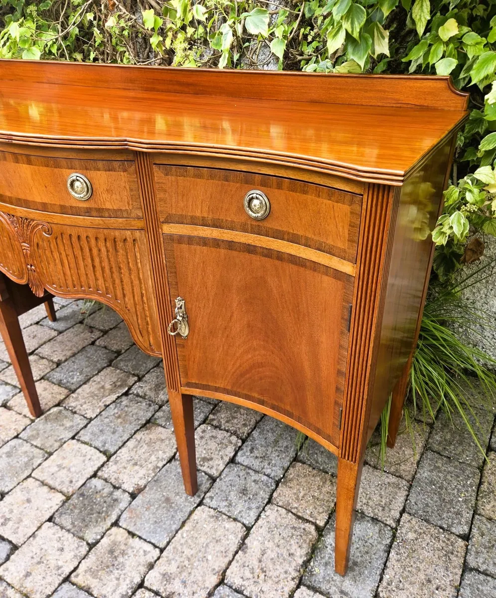 Vintage Mahogany Sideboard - Image 3
