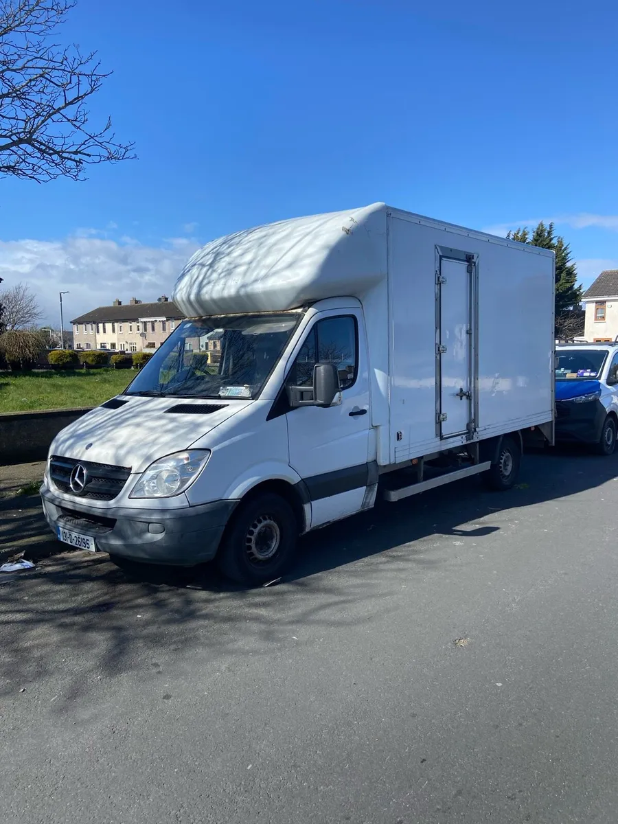 Mercedes Benz sprinter box body 2.1 CDI - Image 1