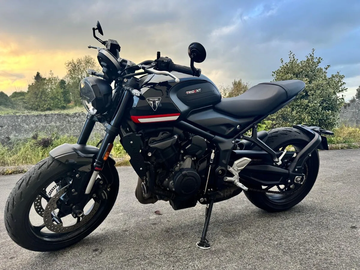 Triumph trident 660 - Image 1