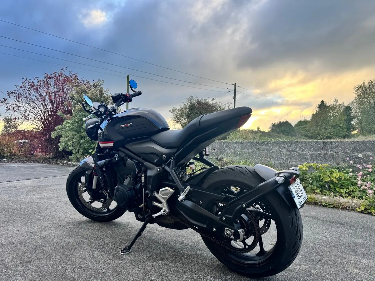 Triumph trident 660 - Image 2