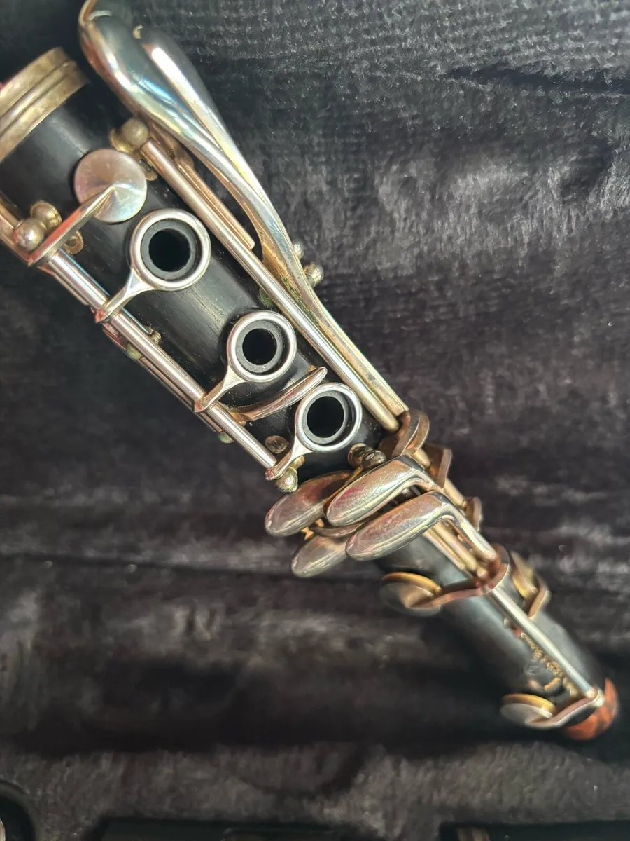 Buffet Crampon R13 Clarinet - Image 3