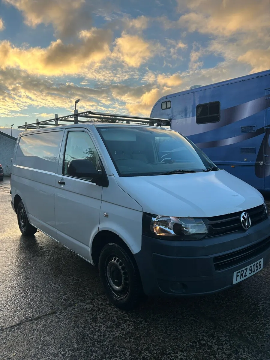 Volkswagen Transporter - Image 1