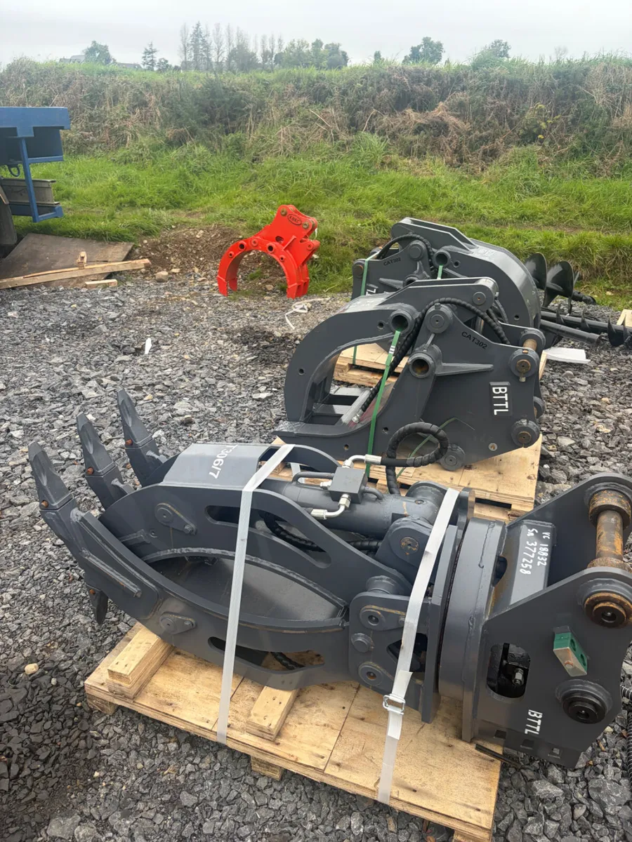 Unused Rotating 5 finger rotating Grab suit 5–10t - Image 3