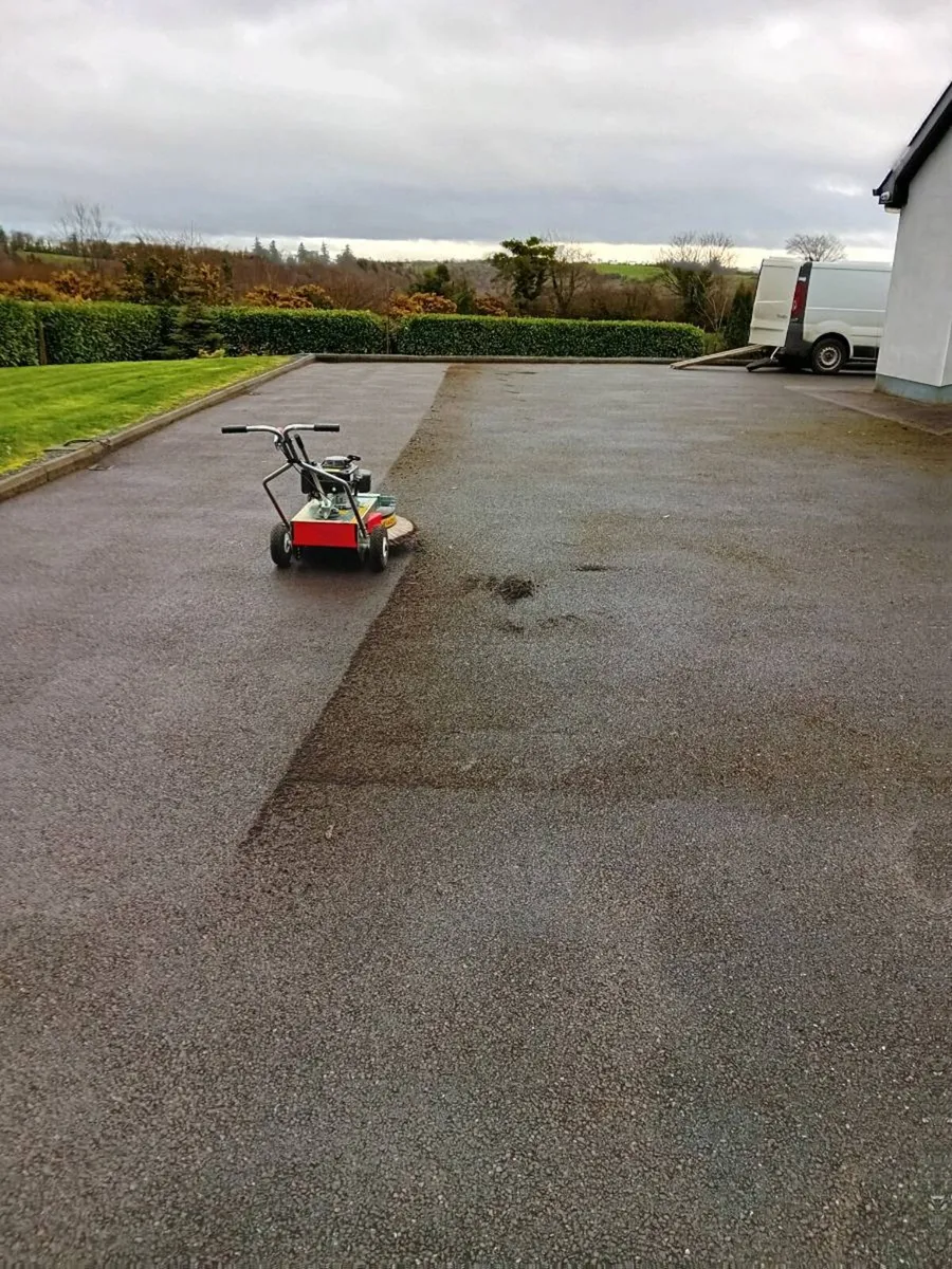 Moss removal Machine. - Image 3