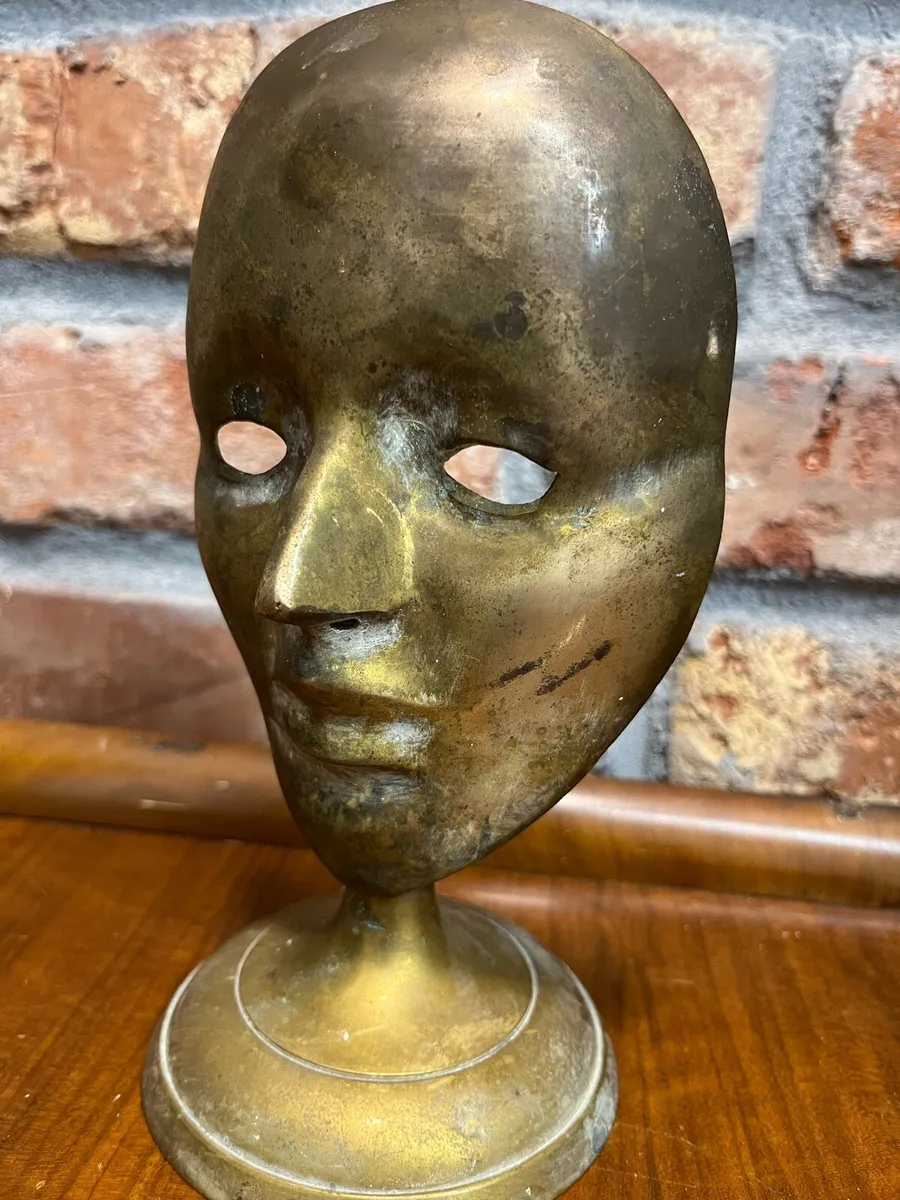 Vintage brass mask - Image 1