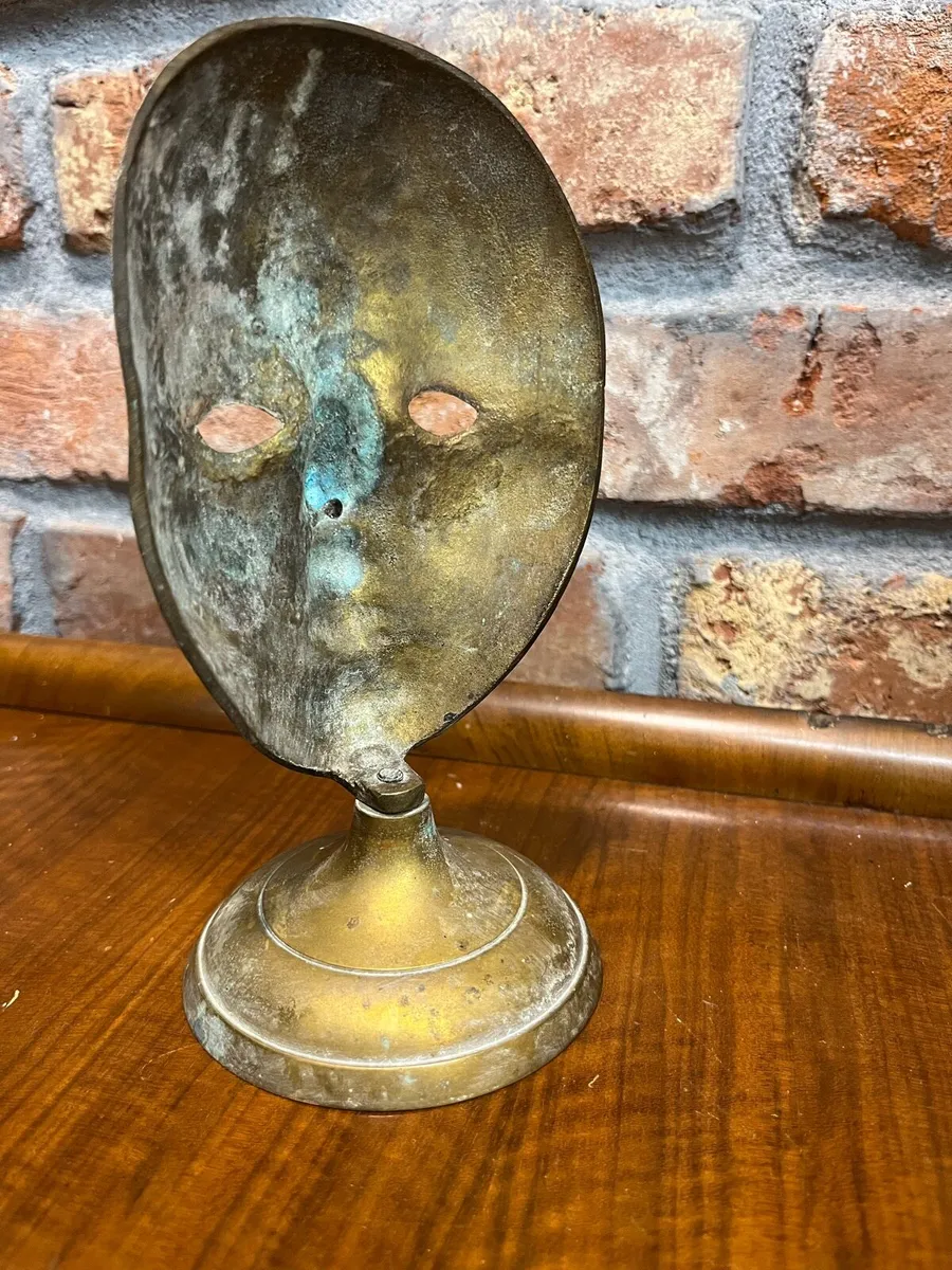 Vintage brass mask - Image 2