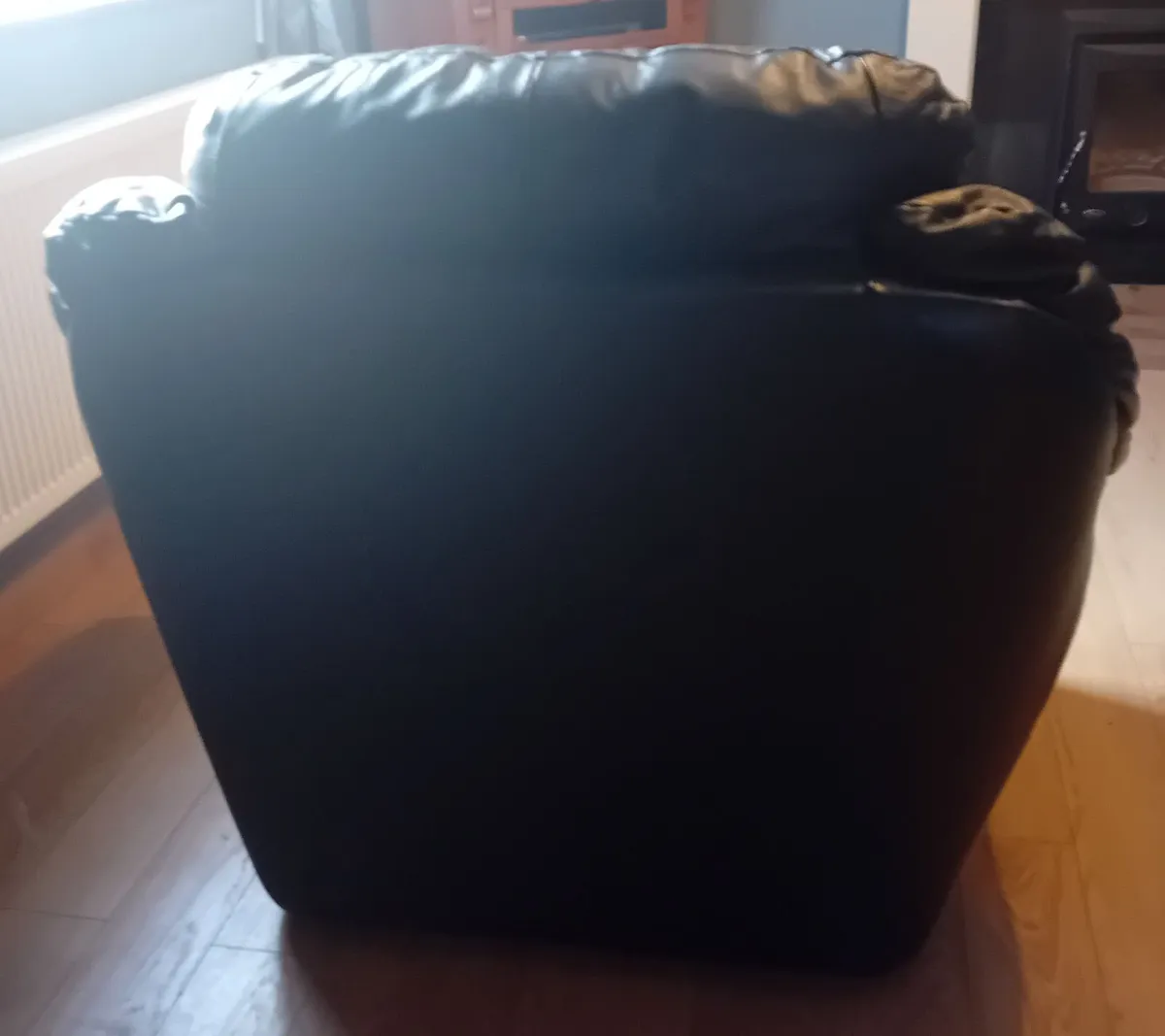 Armchair - Image 2