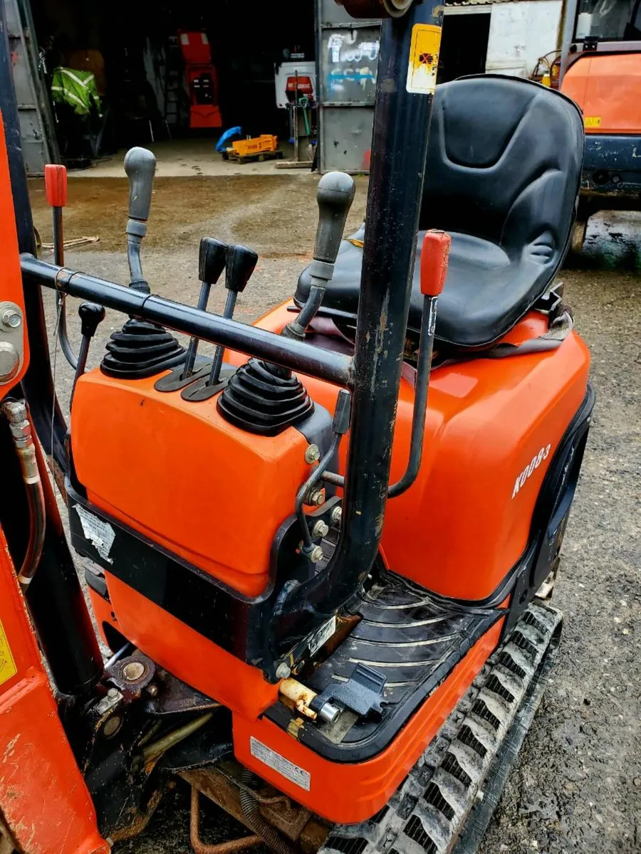 Kubota micro digger k008 - Image 3